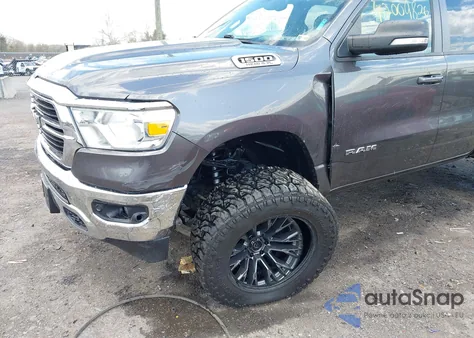 2021 Ram 1500 Big Horn/Lone Star из США, поврежденный, VIN 1C6SRFBT2MN732087